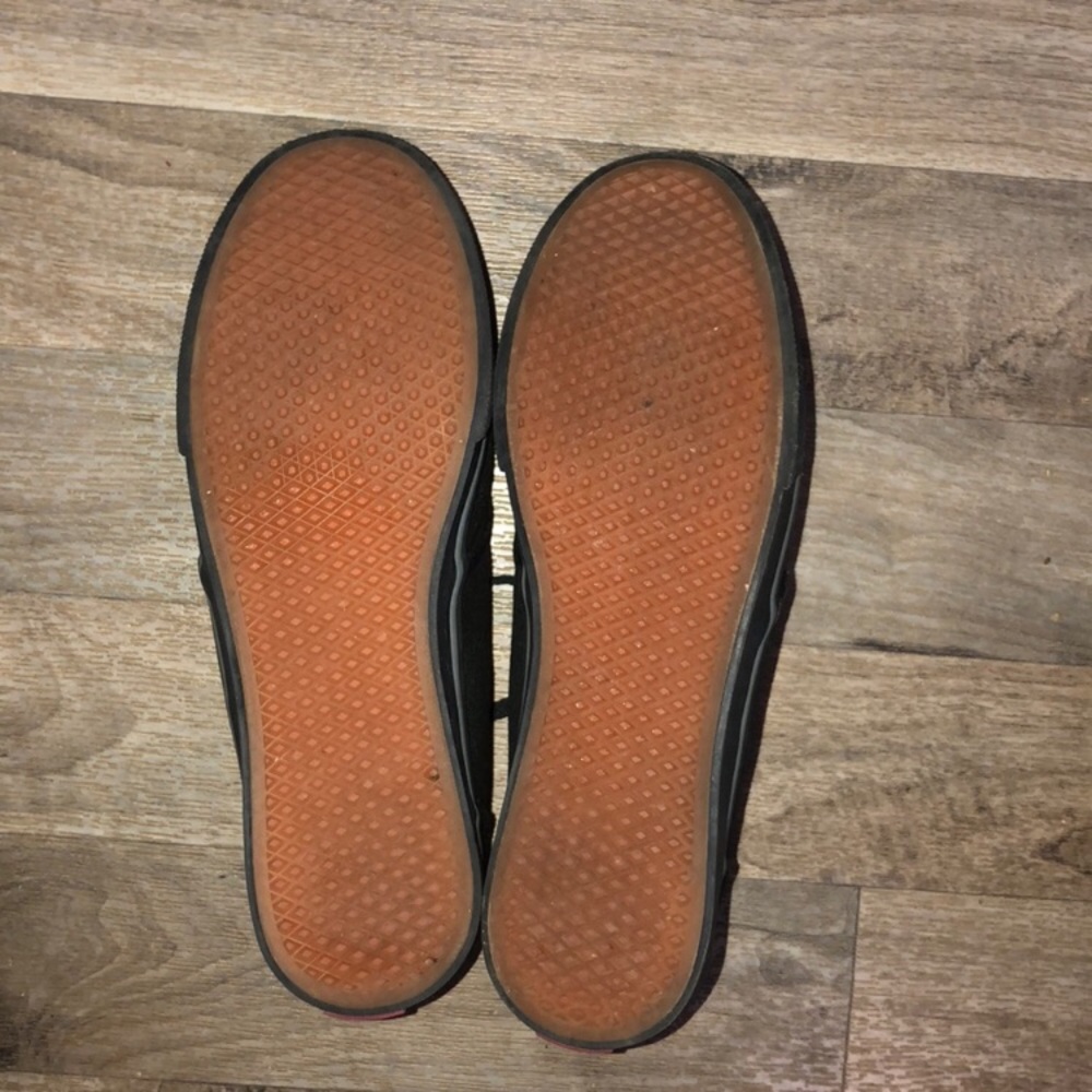 Vans - Picture 3 of 3